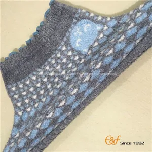 Ladies Marshmallow Elastic Jacquard Knitted Haramaki thumbnail-3