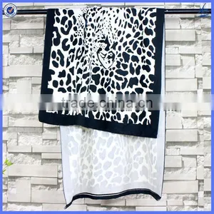 2 Person Wholesaler Beach Towel Microfiber thumbnail-4