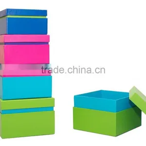 Dubaa Fashion Set of 4 Colorful Linea Nested Gift Boxes thumbnail-1