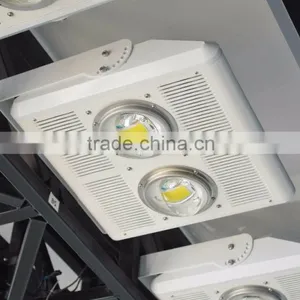 5 Year Warranty Spray Paint Plastic Led Flood Light 80W Flood Light thumbnail-4