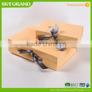 China Classical Custom Paper Book Shaped Gift Box thumbnail-5