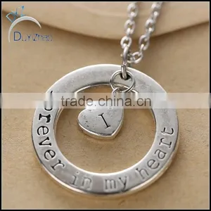 Custom Fashion Alloy Heart Pendant With Holiday Gift thumbnail-1