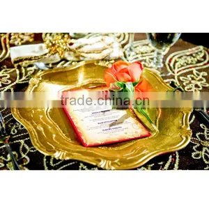Decorative Plastic Charger Plates thumbnail-1