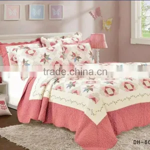 Bolster Patchwork Quilt DH6098 Red thumbnail-1
