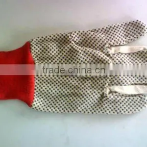 Cotton Knitted Gloves With One Side PVC Dots thumbnail-1