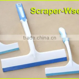Long Hand Plastic Ice Scraper for Car Window thumbnail-6