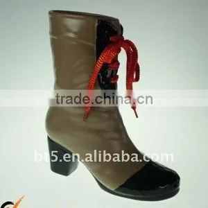 9 Inch Ceramic Vase Fashion Girls Boots thumbnail-1