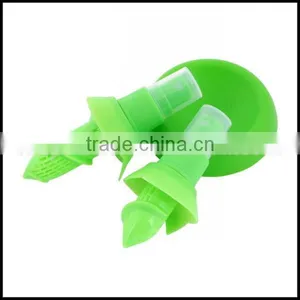 Creative Design Lemon Sprayer Manufacturer,OEM Juicer Lemon Spray China Supplier,Mist Orange Fruit Maker Creative Kitchen thumbnail-3