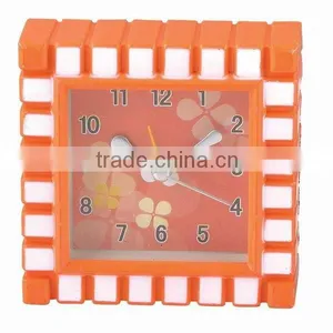 Children Table Quartz Clock thumbnail-1