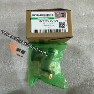 DOOSAN & DEVELON 301419-00106 KEY SWITCH thumbnail-1