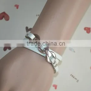 Wholesale Metal Connector Leather Bracelet thumbnail-1