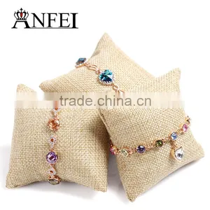 A257 ANPHY Pillow Display for Bracelet or Watch thumbnail-1