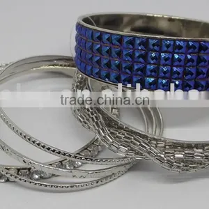 Charm Bracelet Pack thumbnail-1