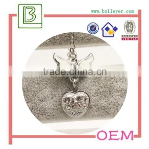 Unique Jewelry Design Wing And Heart Necklace With Diamonds thumbnail-1