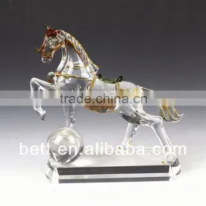 Colourful Crystal Horse Model thumbnail-1