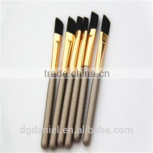 Wholesale Professional Angle Blending Brush With Gold Ferrule Angle Eyeshadow Brush thumbnail-3