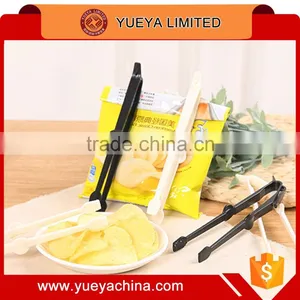 Kitchen Snack Food Tongs Salad Cake Clip Bread Potato Chips 5 Functional Sealing Clip thumbnail-1