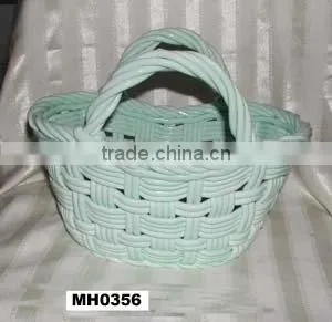 Dolomite Knitted Reticule Basket thumbnail-1