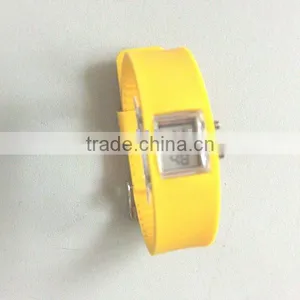 2013 Newest Design Silicone Rubber Magnetic Watch thumbnail-1