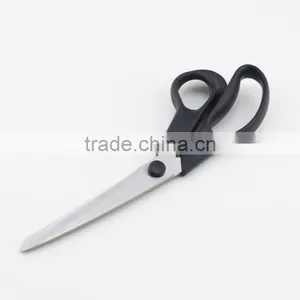 High Quality Stainless Steel Tailor Scissor With Plastic Handle thumbnail-2