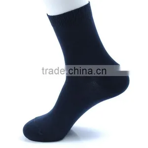 2017 China Factory Customized Your Own Brand Logo Design Plain Color Simple Stretch Eco Lycra Cotton Polyester Men Socks thumbnail-5