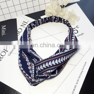 Cross Cloth With A Korean Belt In the Middle of TheKnot Geometric Design Headdress thumbnail-2