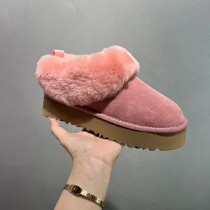 UGG Classic Ultra Mini thumbnail-1
