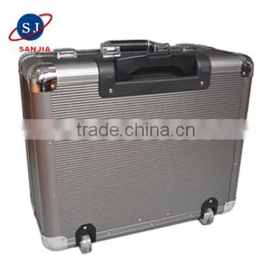 Aluminum Carrying Case With Wheels thumbnail-1