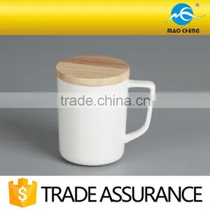 2015 Best Selling White Ceramic Mug With Wooden Lid Quality Choice thumbnail-1