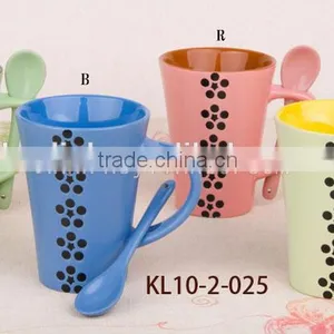 Elegent Design Ceramic Cafe Mug With Spoon thumbnail-1