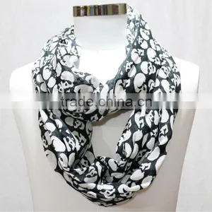 Skull Prints Loop Scarves Infinity Scarves thumbnail-1