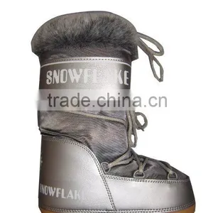 Snow Boots thumbnail-1