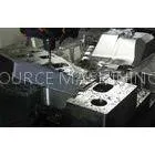 Aluminum Steel CNC Milling Machines For Customized Machines / Equipments thumbnail-1
