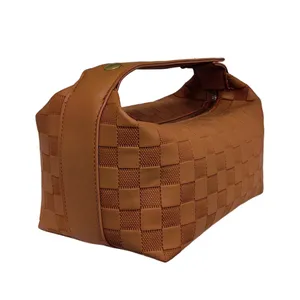 Large Capacity Travel Toiletry Bag With Top Handle thumbnail-3