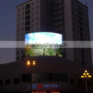 P18 Round High Resolution Xxxx Videos Led Display Screen for World Cup/Commercial Advertising thumbnail-4