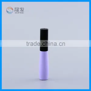 Empty Plastic Eyeliner Bottle thumbnail-1