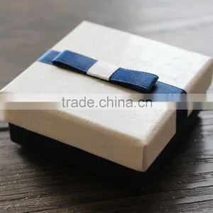 European Princess Crocodile Pattern Leatherette Paper Gift Box for Ring Earrings thumbnail-1