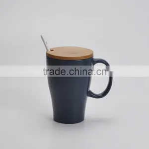 Ceramic Mug With Bamboo Lid and Ceramic Spoon, Stoneware With Solid Color thumbnail-1