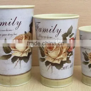 Classic Garden Flower Pot thumbnail-1
