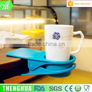 Custom Logo Plastic Table Cup Holder Coffee Drinklip Cup Holder Cilp thumbnail-4