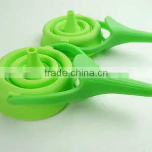 16126 Silicone Folding Funnel With pp Handle thumbnail-4