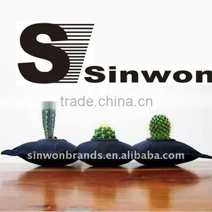 Flower Pot Pillow and Cushion thumbnail-1