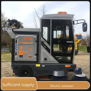 Small Outdoor Electric Road Sweeper, New Energy Street Sweeper, Easy to Operate, With High-pressure Cleaning thumbnail-2