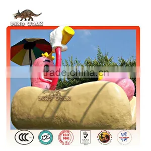 Fiberglass Hot Dog as Restaurant Decorations thumbnail-1