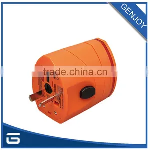 Universal Multi Adapter Plug thumbnail-4