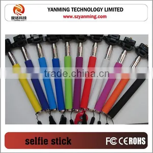 Wireless Bluetooth Selfie Stick thumbnail-3