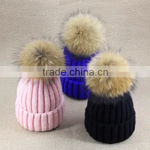 Natural Raccoon Fur Pom Pom for Hats thumbnail-6