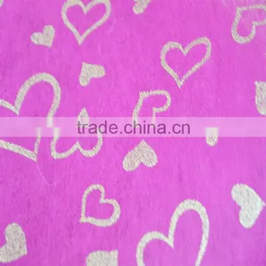 Thin Heart-shaped Glitter Printed Wrapping Non-woven Fabric thumbnail-4