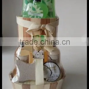 Whitening Moisturizing Skin Care Set Bath Set With Wooden Box thumbnail-6