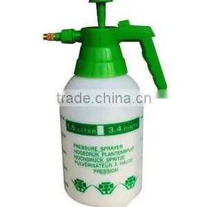 1.5L Pressure Garden Sprayer thumbnail-1